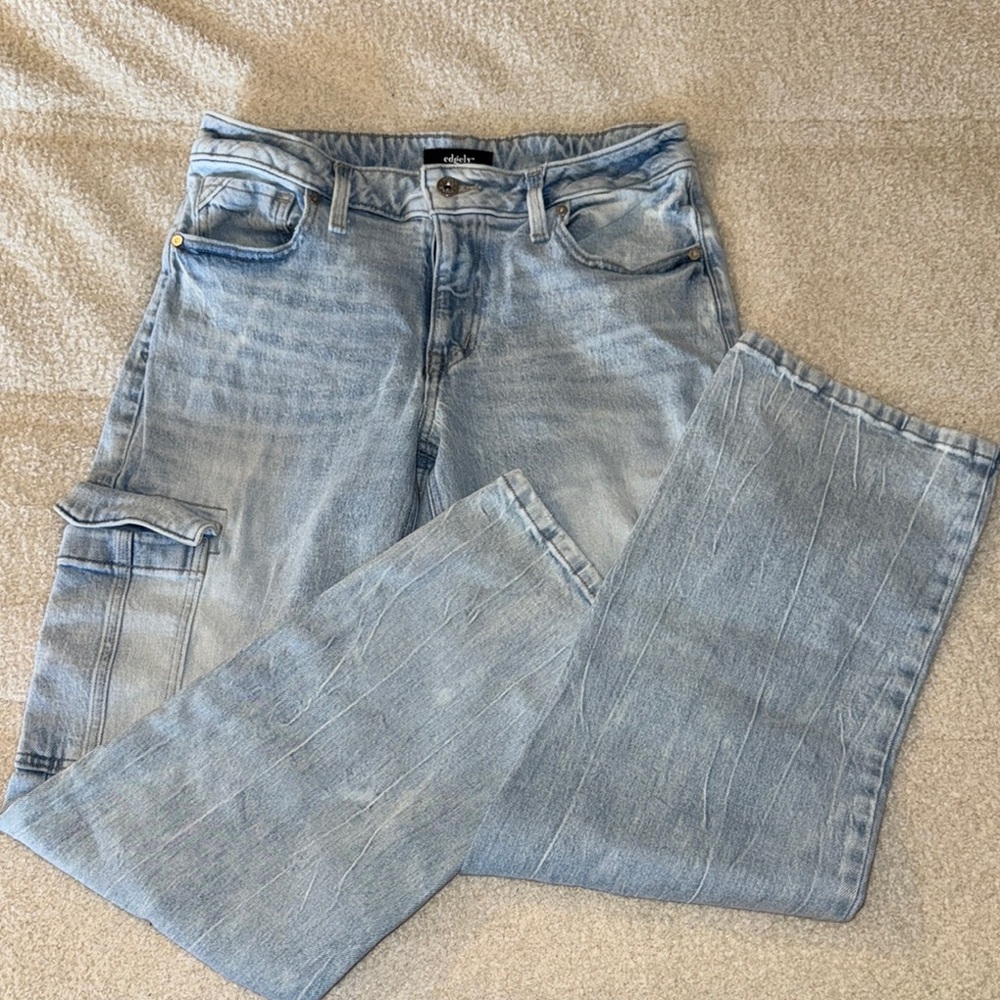 Edgely Women's Relaxed Fit Jeans in Light Blue